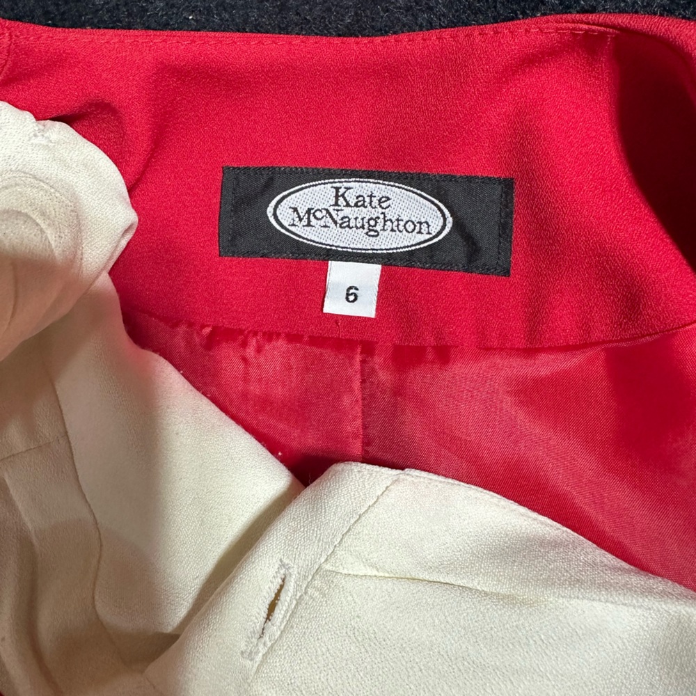 Suit…Red - Picture 5 of 15
